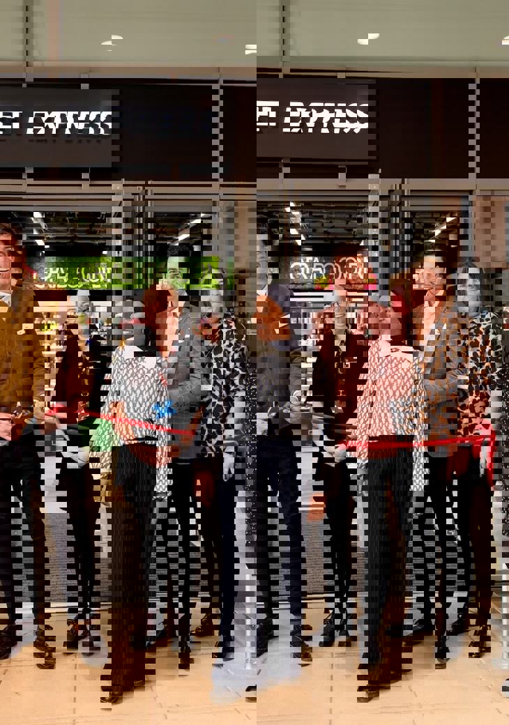 MMUH Amazon Market Express00079